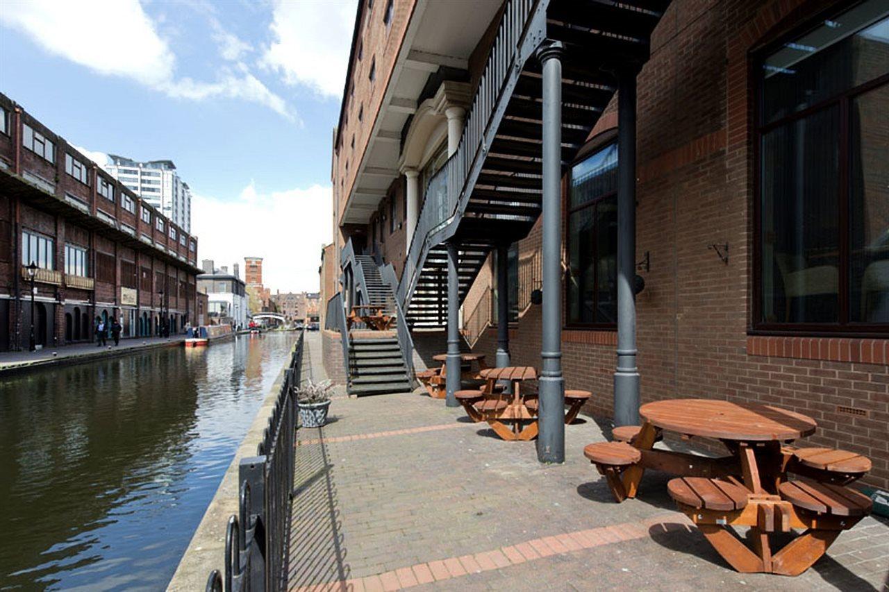 Premier Inn Birmingham City Centre Bridge Street Ngoại thất bức ảnh