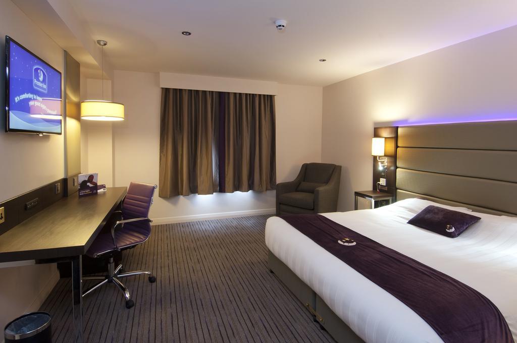 Premier Inn Birmingham City Centre Bridge Street Ngoại thất bức ảnh