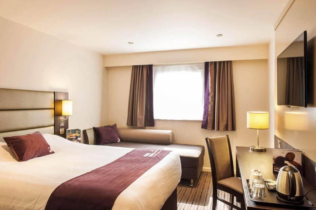 Premier Inn Birmingham City Centre Bridge Street Ngoại thất bức ảnh